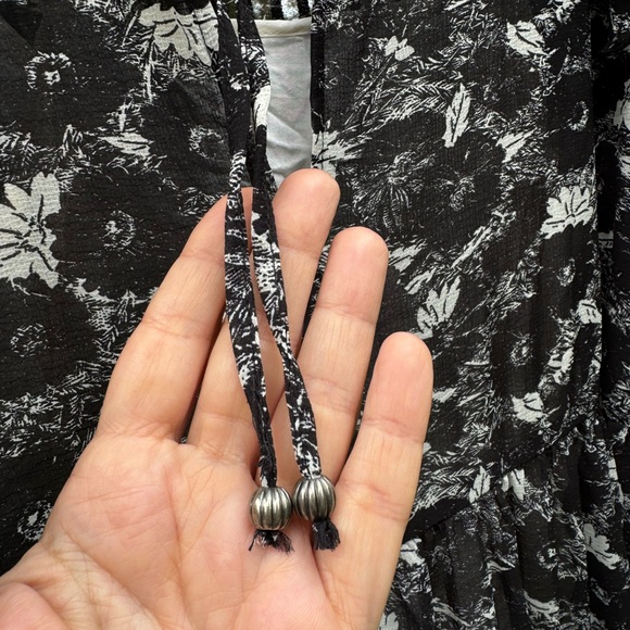 FREE PEOPLE These Dreams Ruffled Floral Mini Dress, Black & White - Sz L - Picture 11 of 13